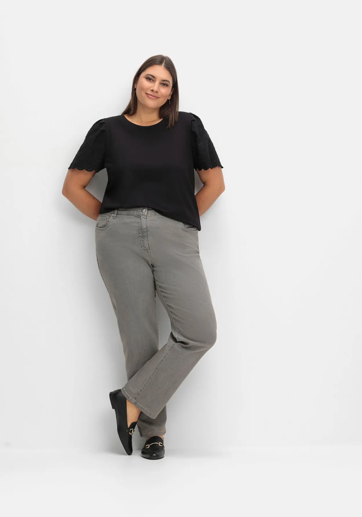 Gerade Jeans mit seitlichem Stretchbund<sheego Fashion