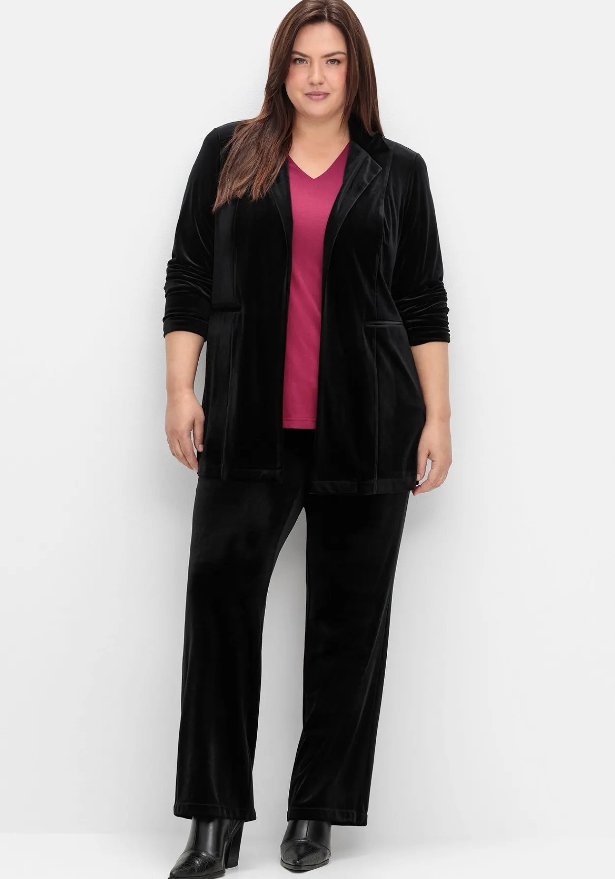 Gerade Samthose mit Teilgummibund<sheego Fashion