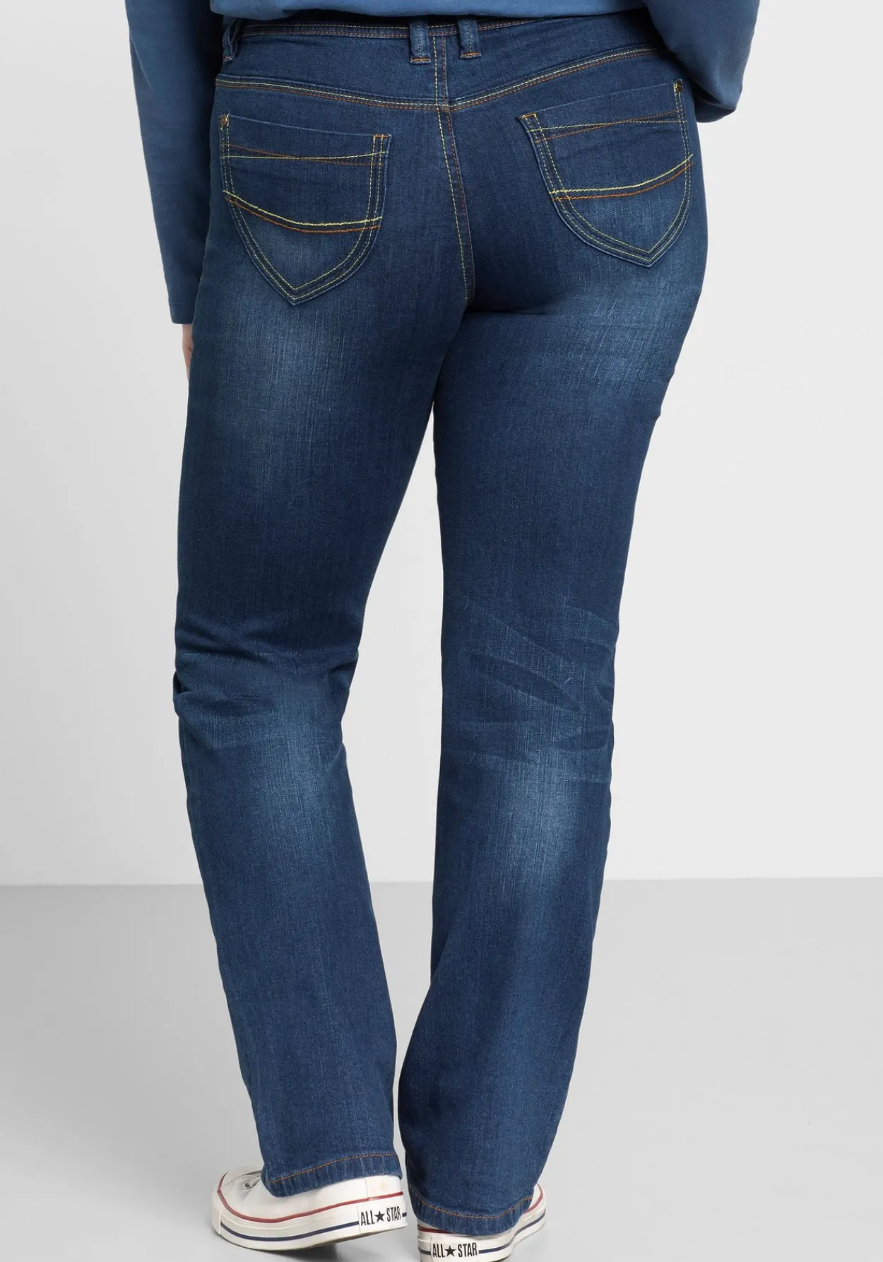 Gerade Stretch-Jeans mit Used-Effekten<sheego Online