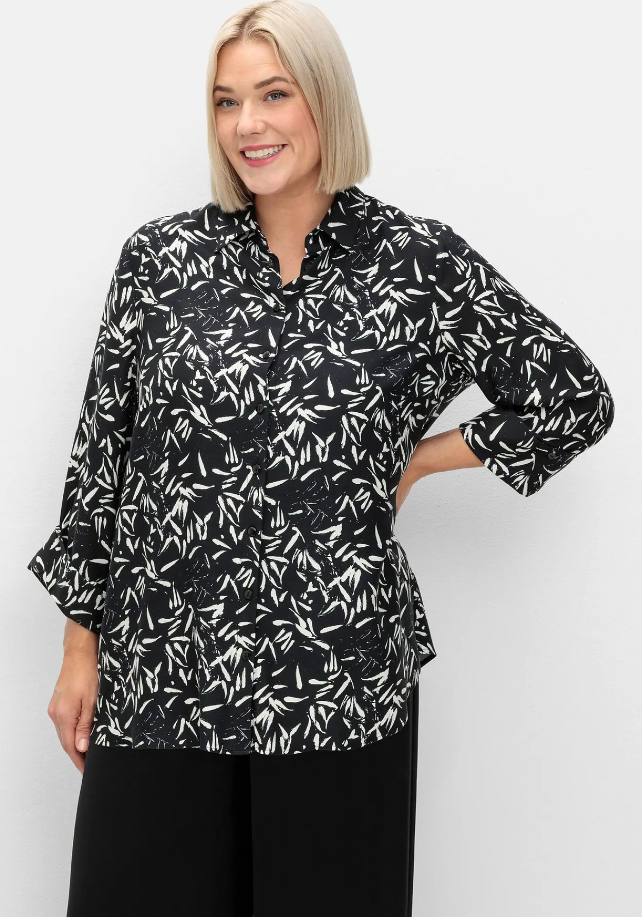 Hemdbluse mit Blätterprint und 3/4-Arm<sheego Fashion