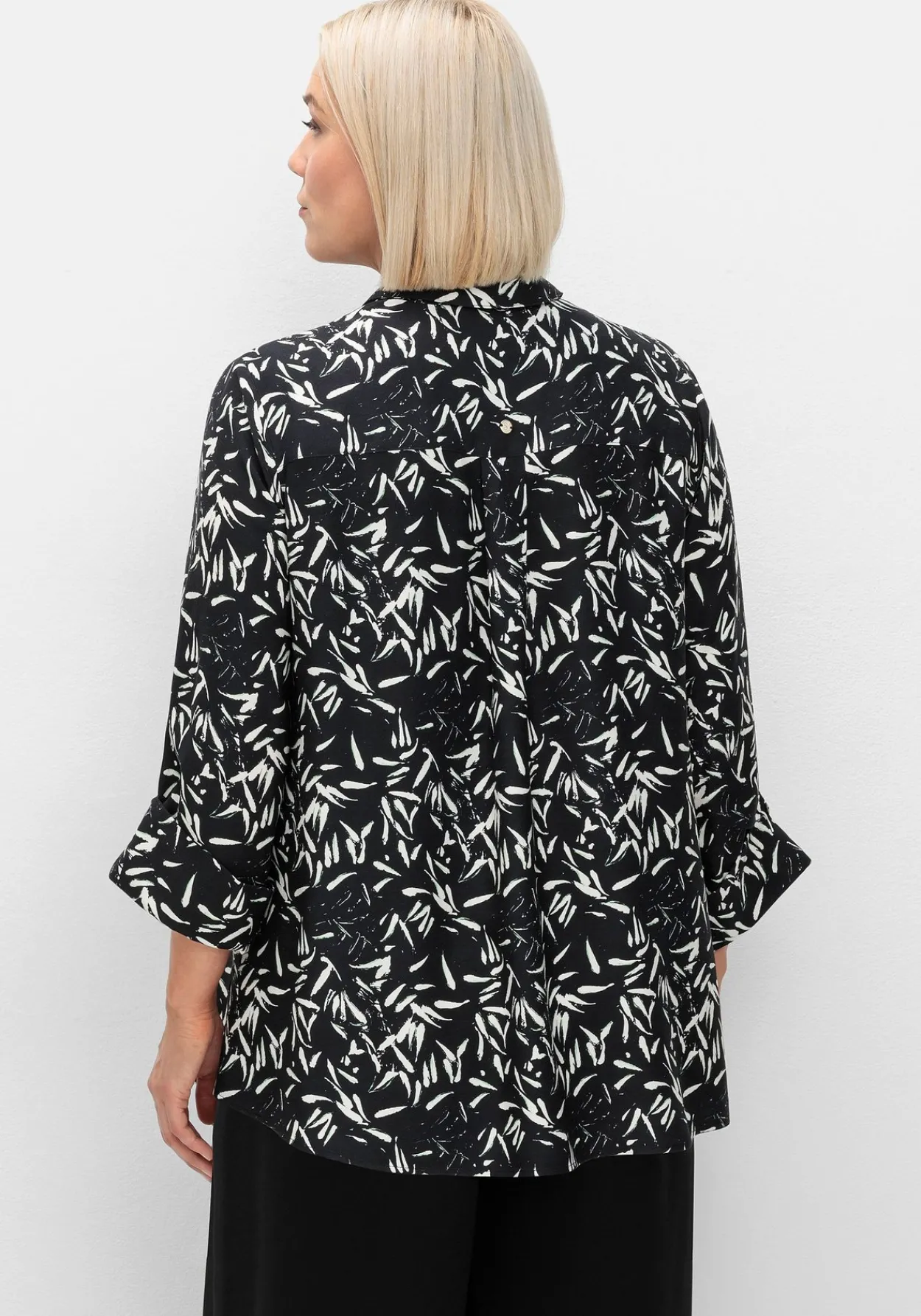 Hemdbluse mit Blätterprint und 3/4-Arm<sheego Fashion