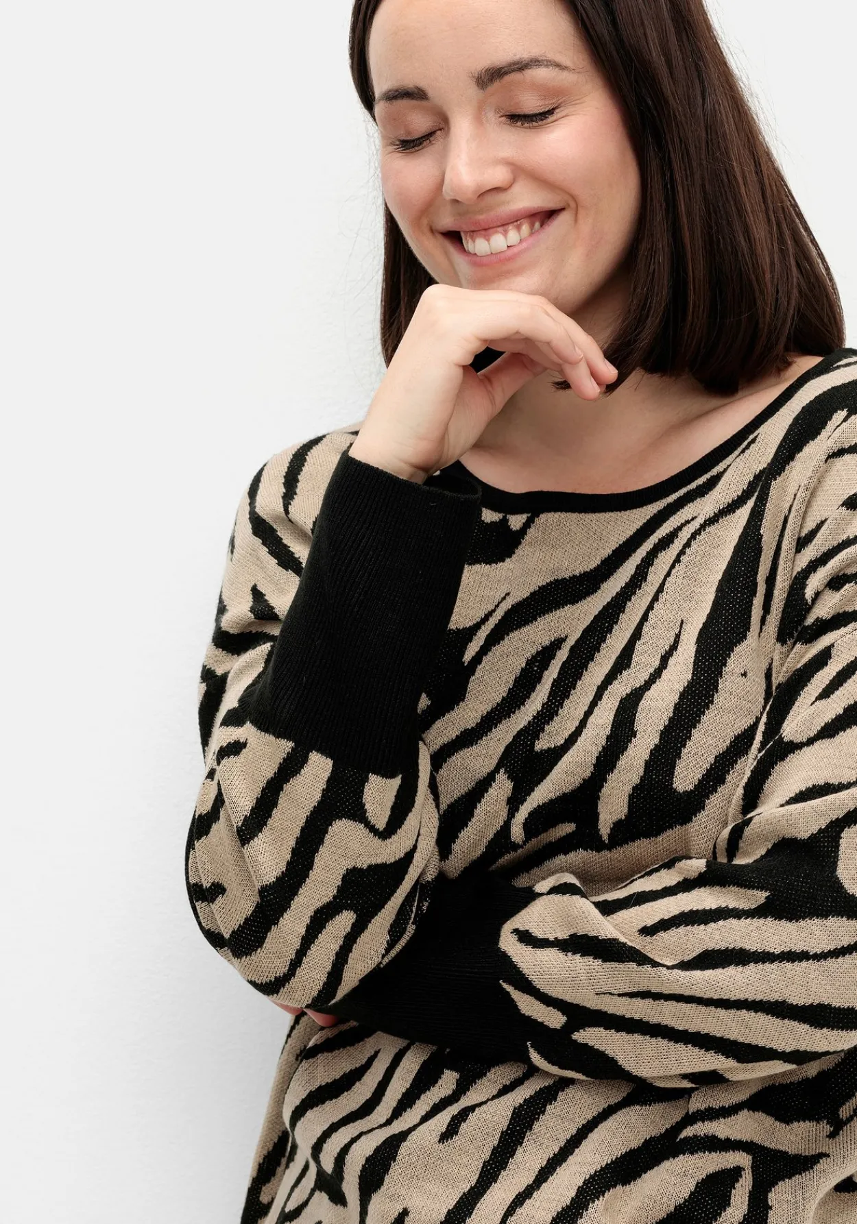 Jacquard-Pullover mit Animalmuster<sheego Best