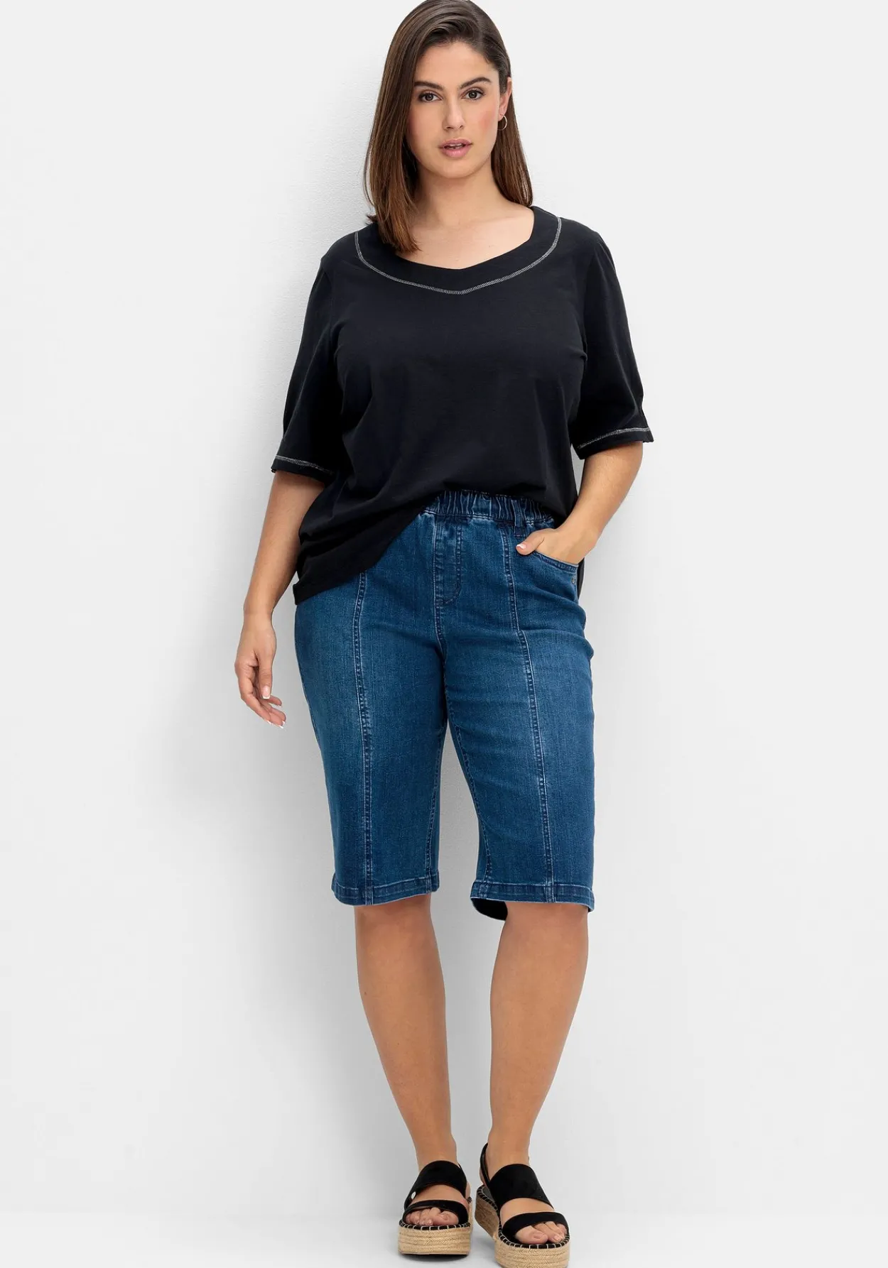 Jeans-Bermudas mit Gummibund und Teilungsnähten<sheego Hot