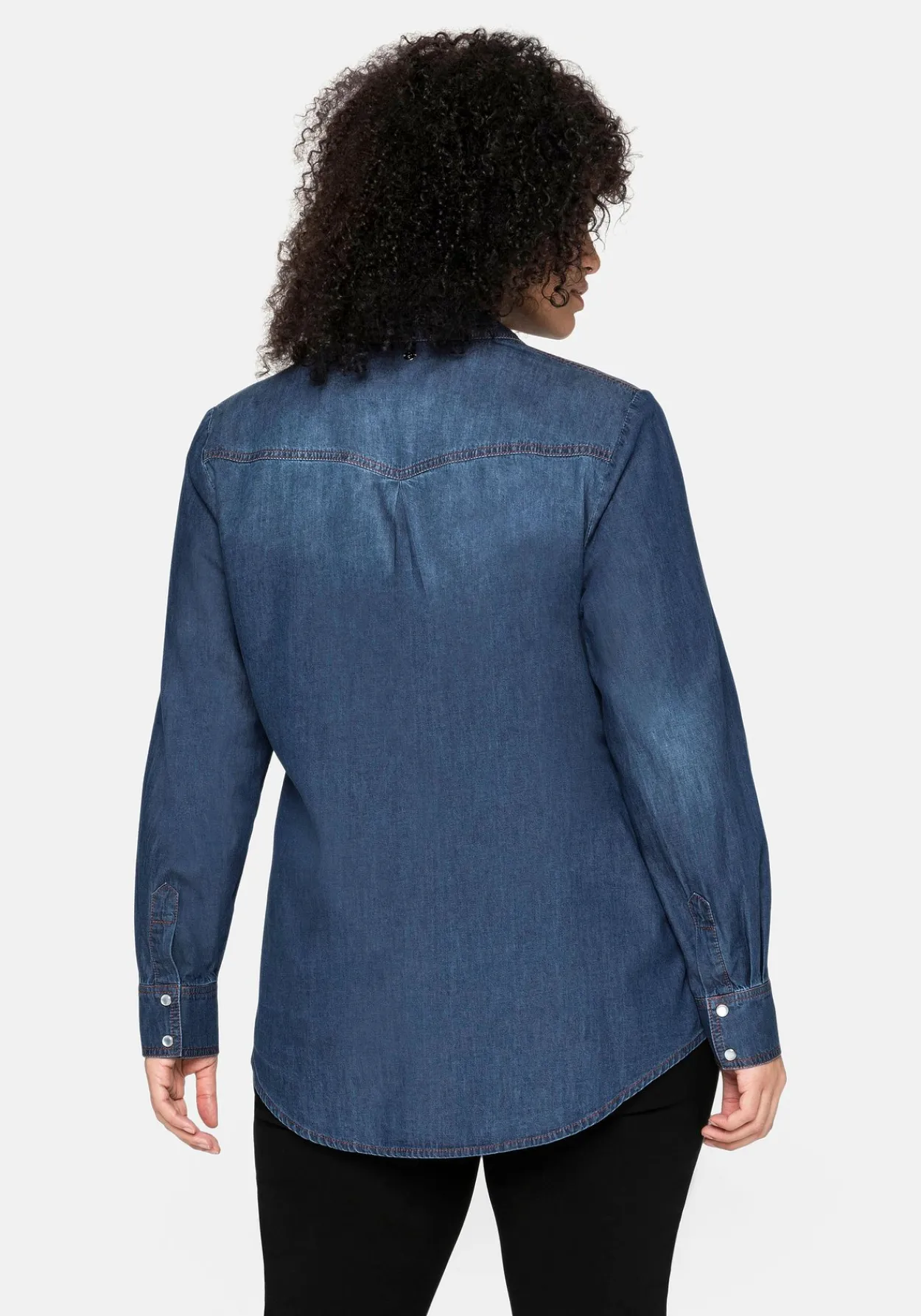 Jeansbluse mit Knopfleiste und Brusttaschen<sheego Hot