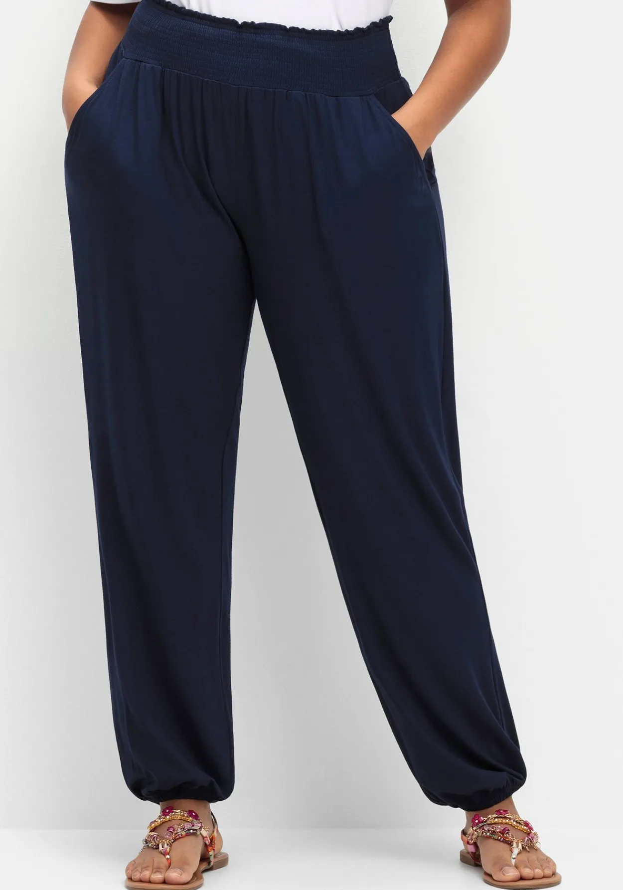Jerseyhose mit Smokbund und Gummibündchen<sheego Online