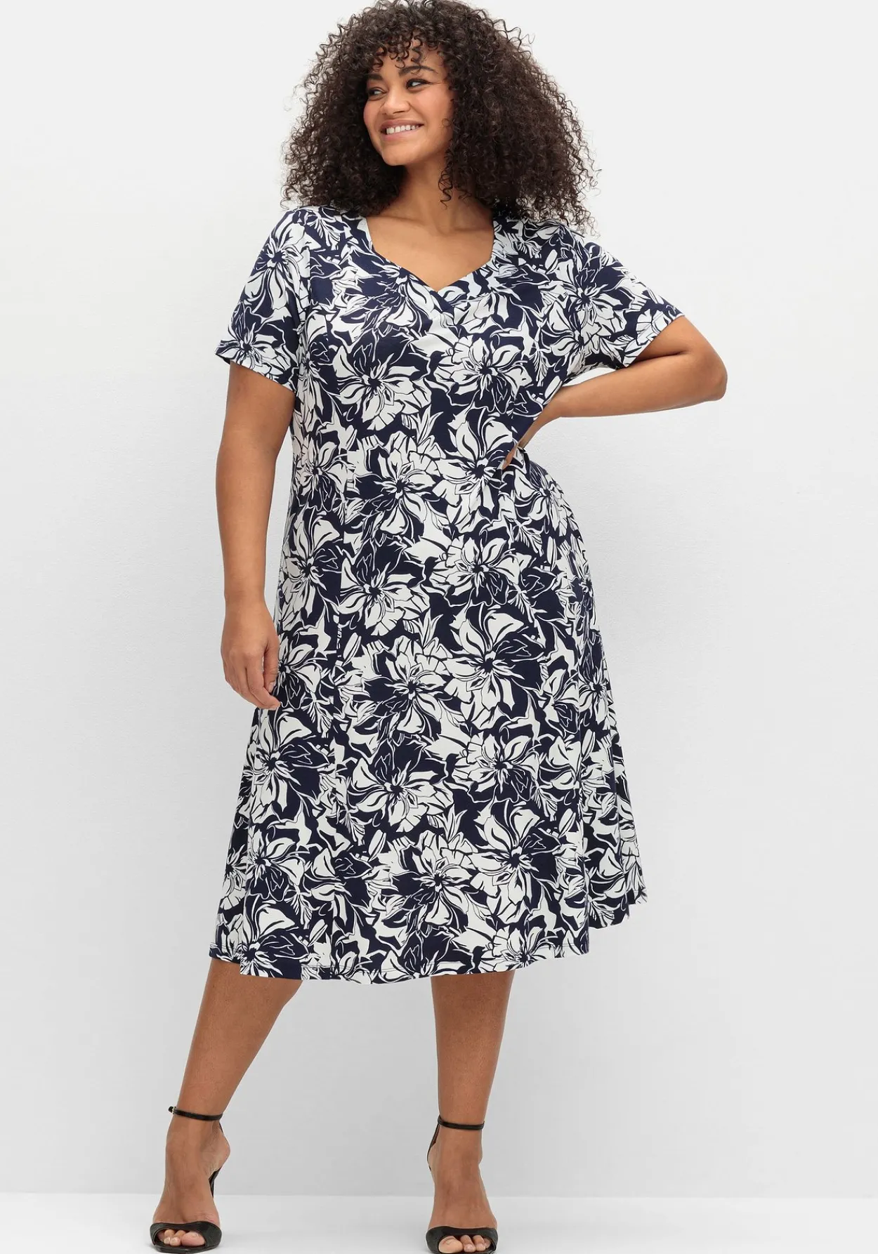 Jerseykleid in A-Linie, mit Blumenprint<sheego Discount