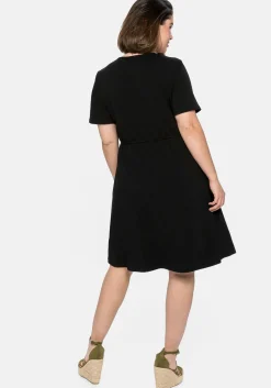 Jerseykleid mit Cut-out am Ausschnitt<sheego Best
