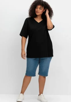 Jerseyshirt mit V-Ausschnitt, leicht tailliert<sheego Hot