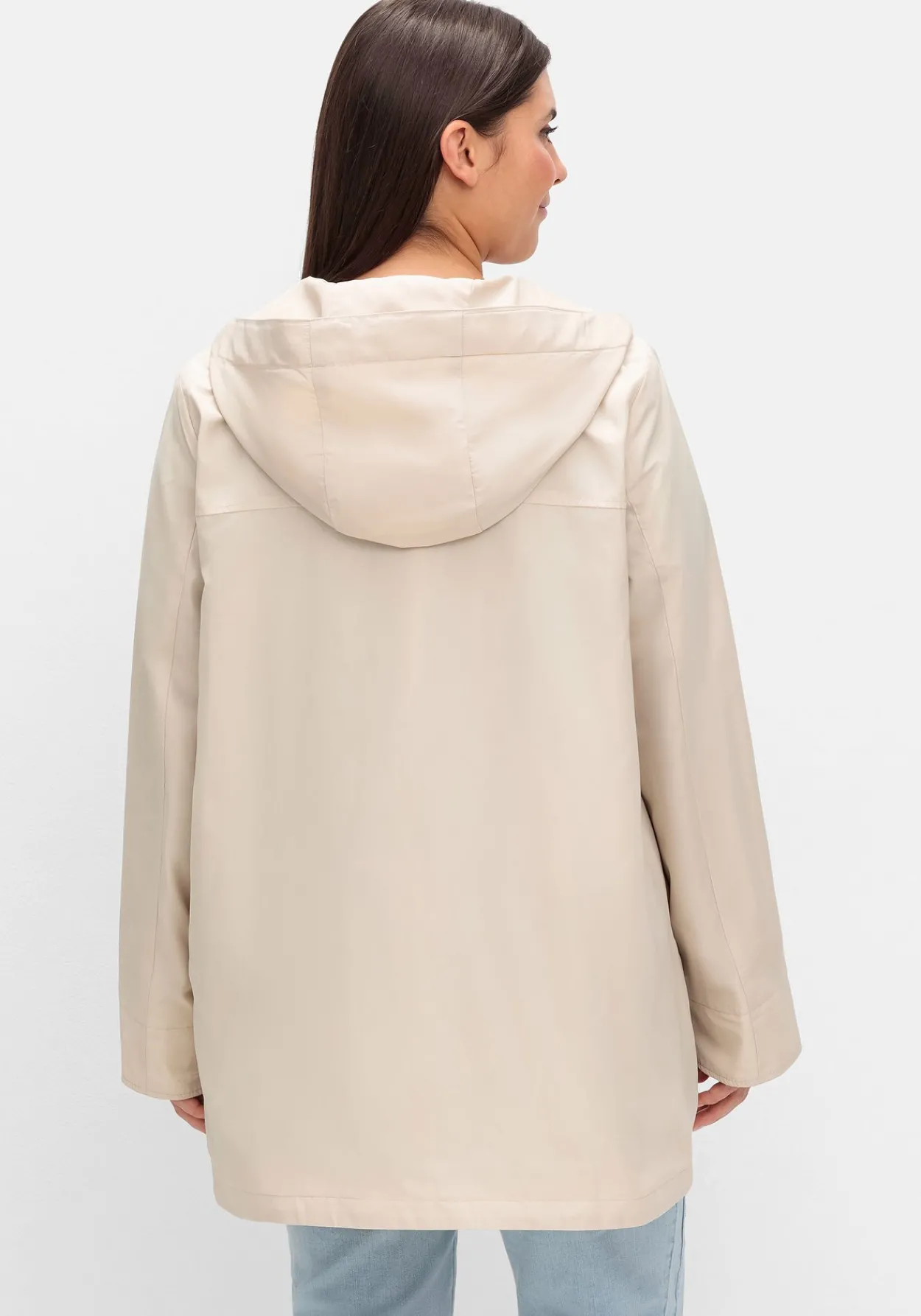 Kapuzenjacke in leichter Qualität, mit Kontrastdetails<sheego Sale