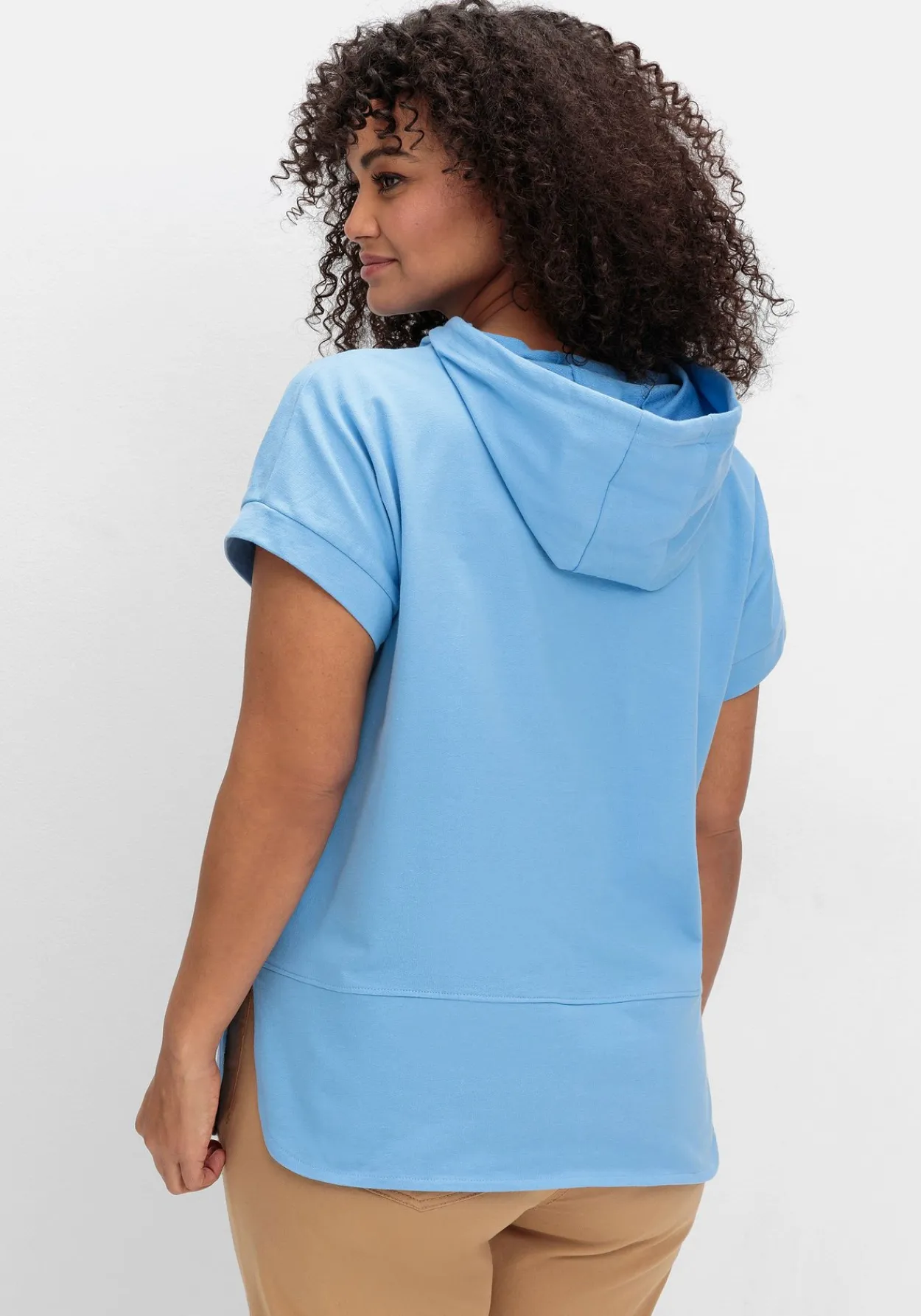 Kapuzensweatshirt mit kurzen Ärmeln<sheego Outlet
