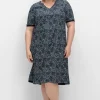 Kleid in leichter A-Linie, mit Punkte-Alloverprint<sheego Hot