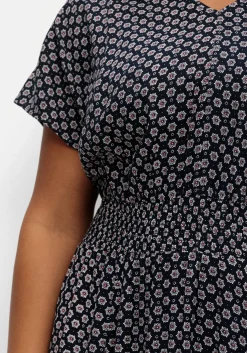 Kleid mit Blumenprint und Smokbund<sheego Outlet