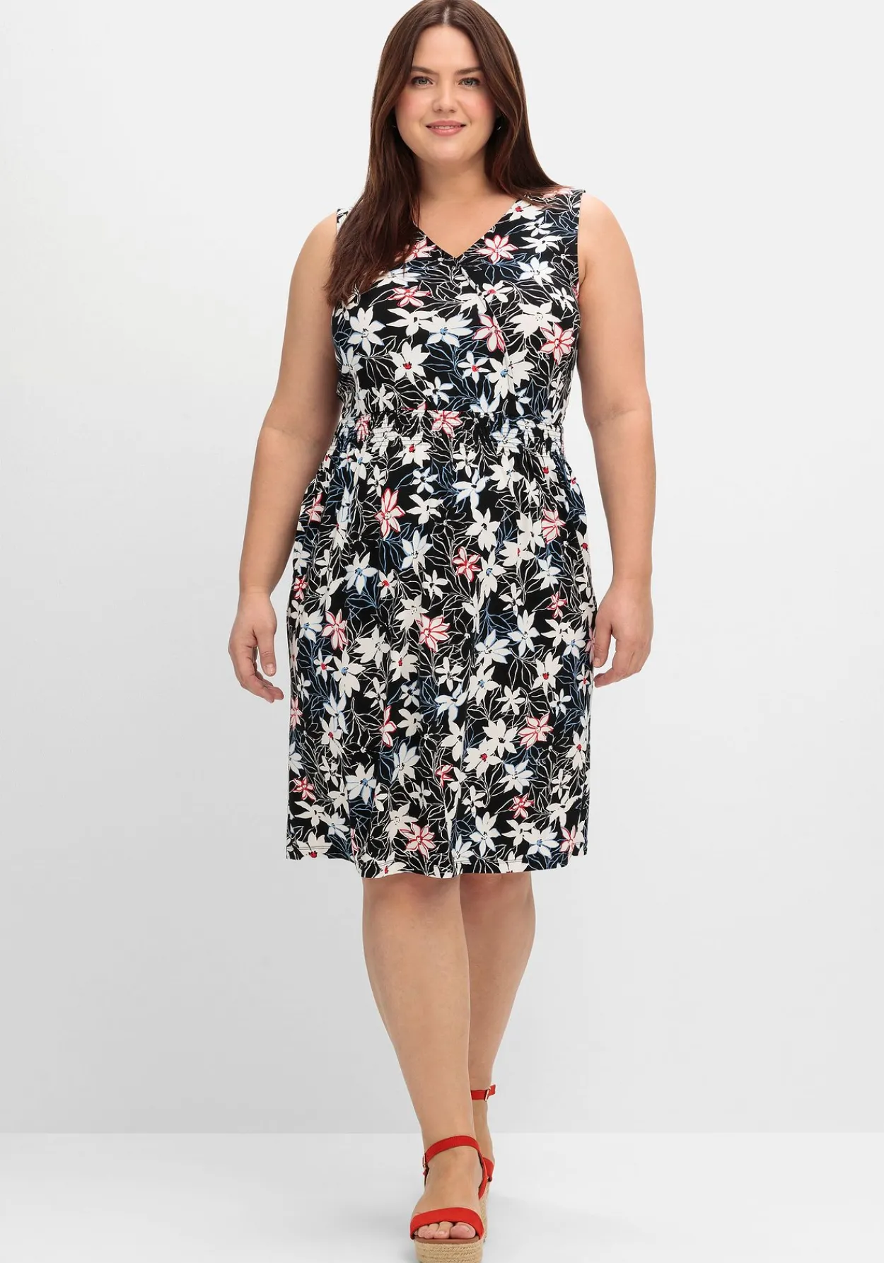 Knielanges Jerseykleid in Wickeloptik<sheego Discount
