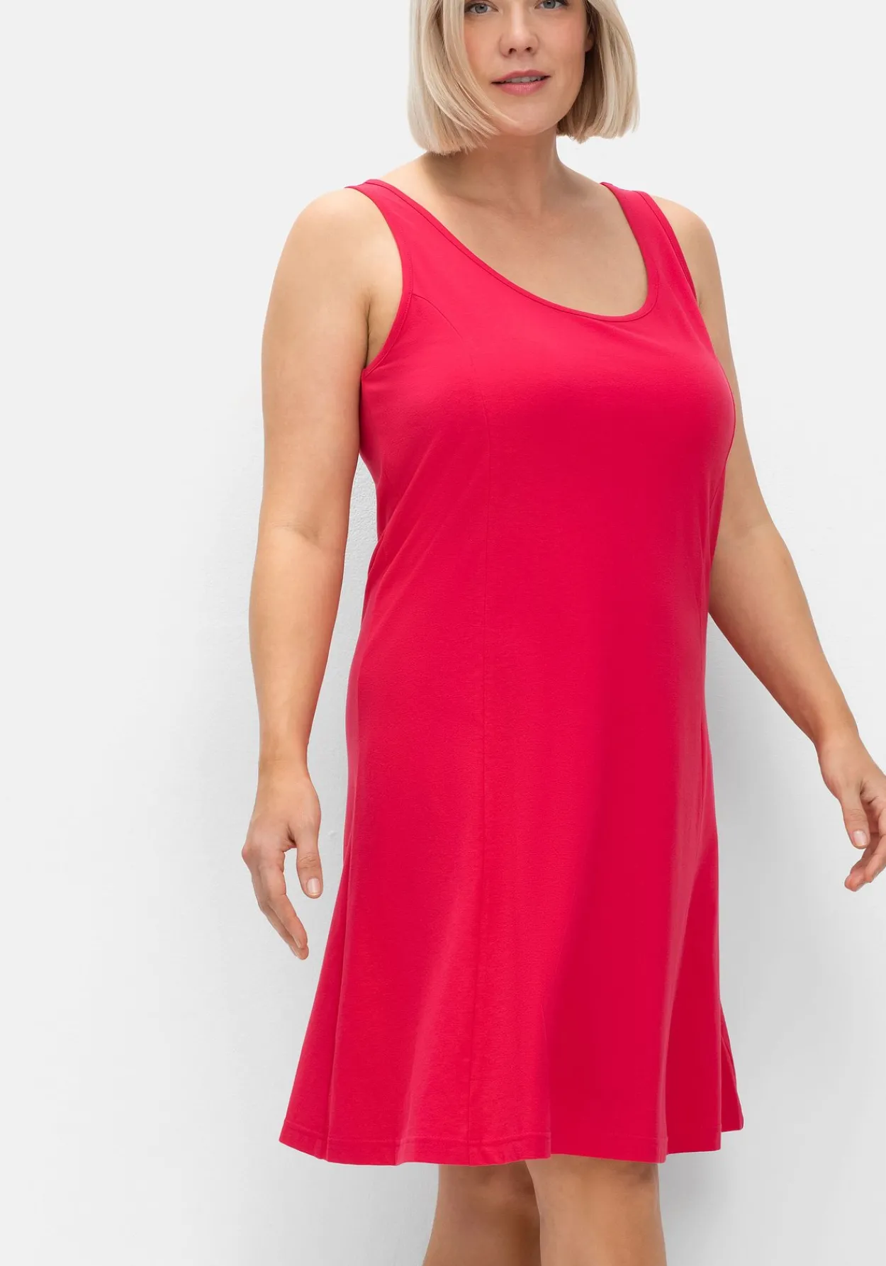 Knielanges, ärmelloses Kleid in A-Linie<sheego Fashion