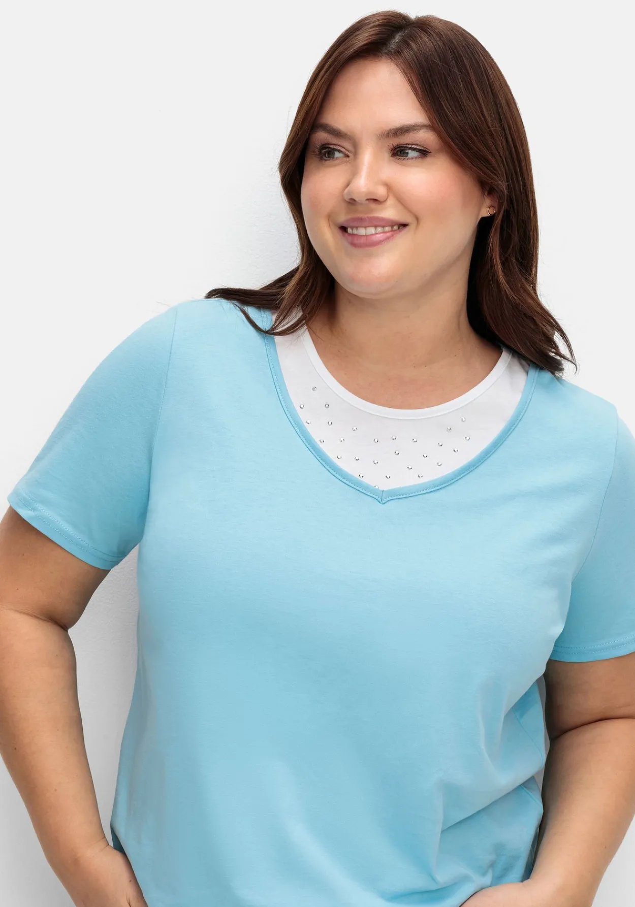 Kurzarmshirt in Layeroptik mit Ziernieten<sheego Sale