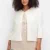 Kurze Strickjacke mit Zierspange am Ausschnitt<sheego Fashion