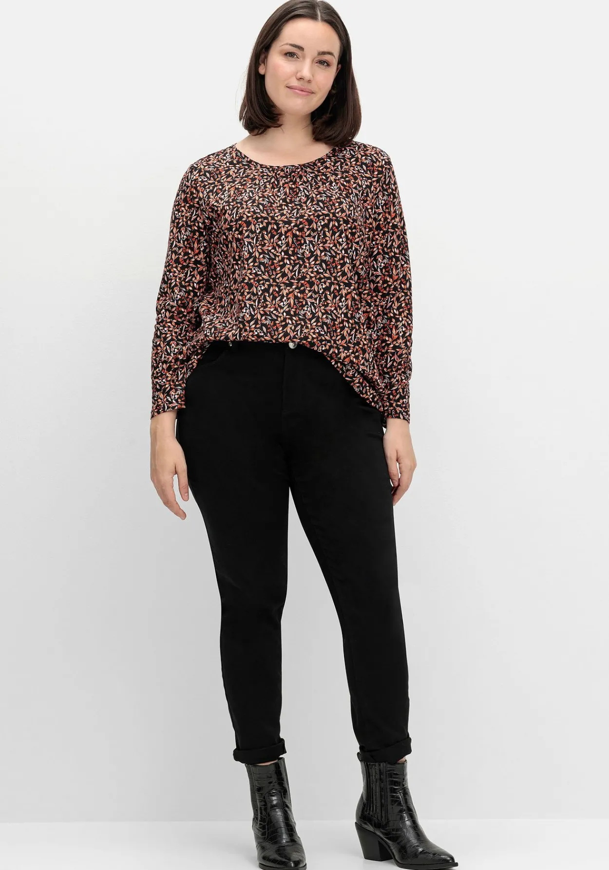 Langarmshirt aus Jersey mit Minimalprint<sheego Discount