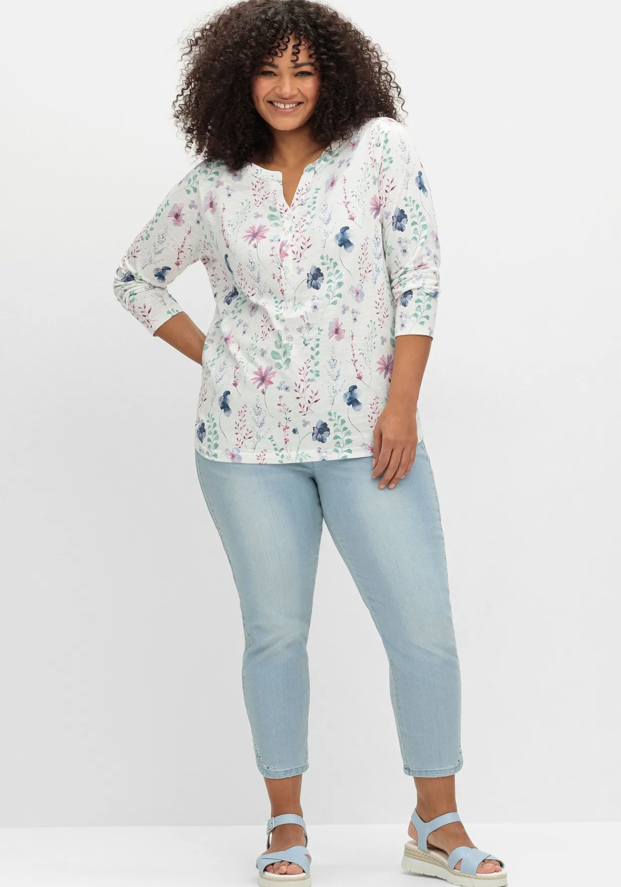 Langarmshirt mit Blumenmuster und Knopfleiste<sheego Best