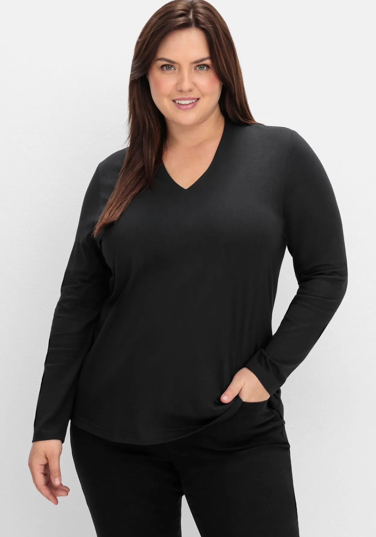 Langarmshirt mit V-Ausschnitt, vorn doppellagig<sheego Discount