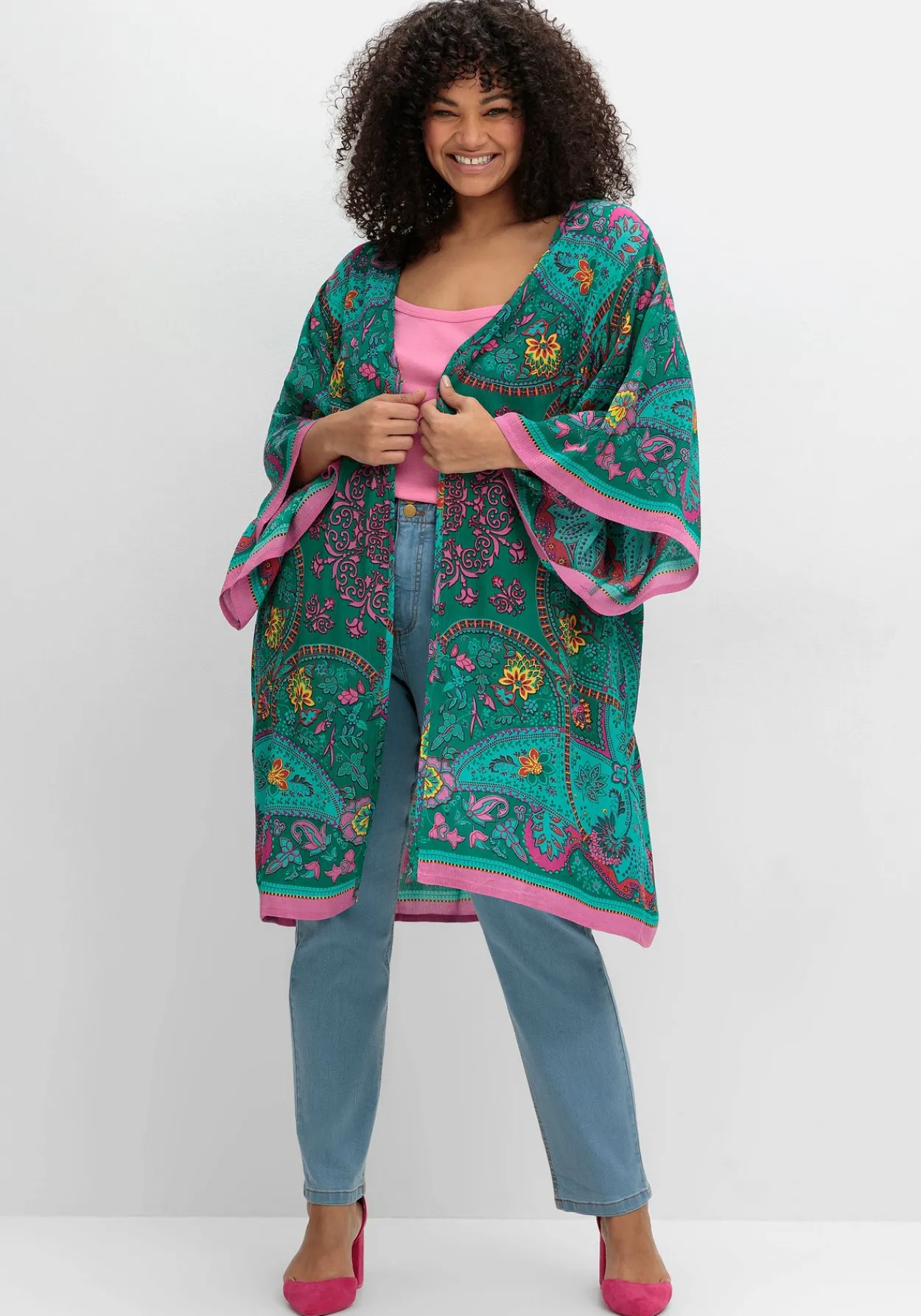 Lange Blusenjacke mit Ornament- und Bordürenprint<sheego by Joe Browns Hot