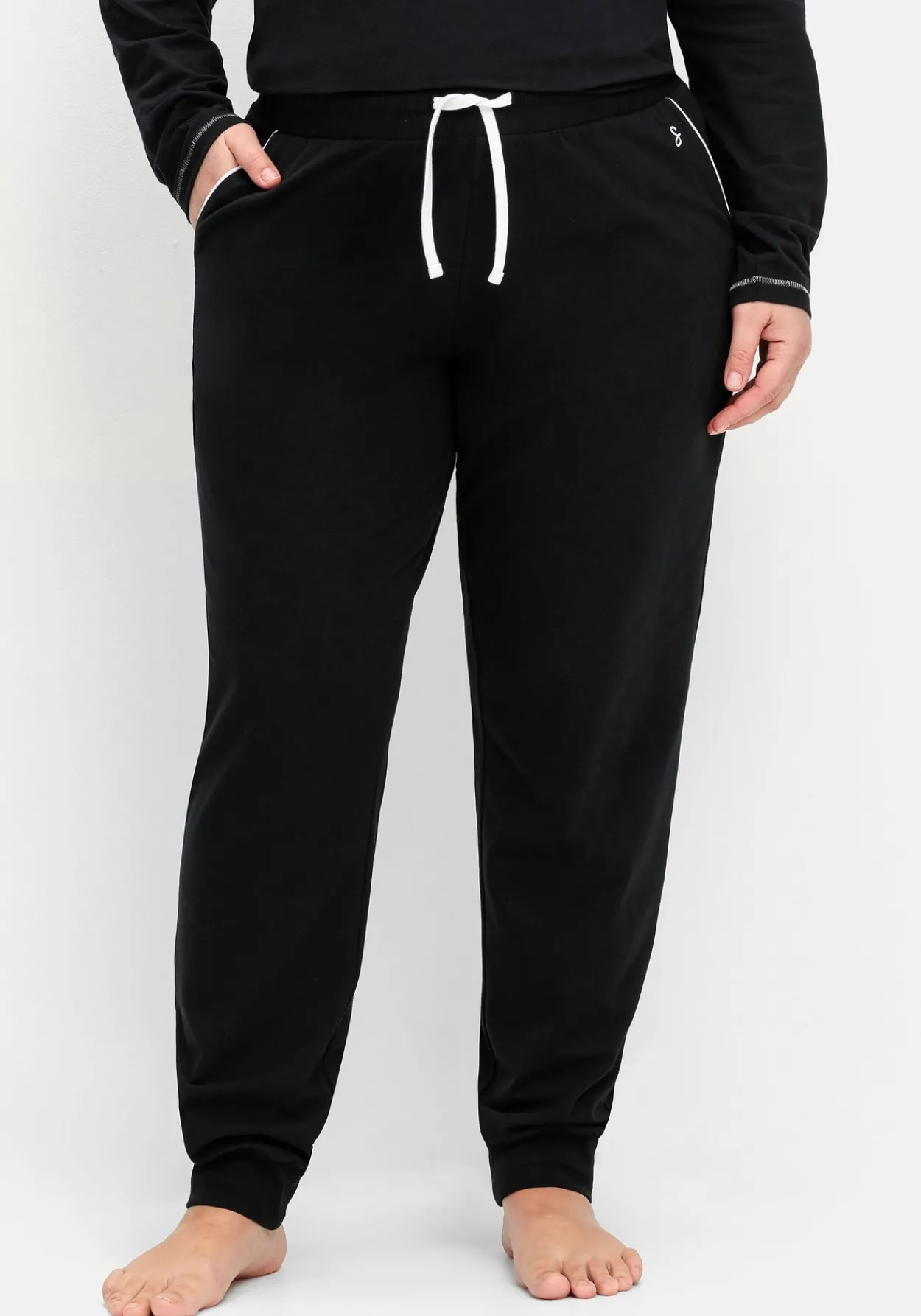 Lange Schlafhose mit schmalem Bein und Kontrastdetails<sheego Best