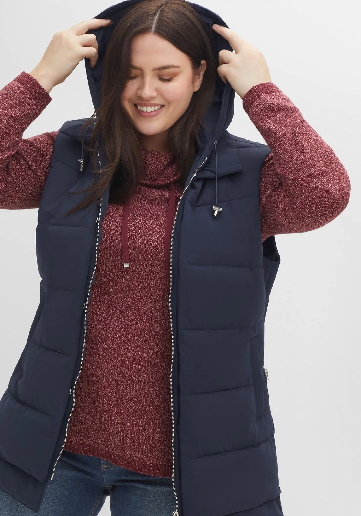 Lange Steppweste im Lagenlook, mit Kapuze<sheego Best