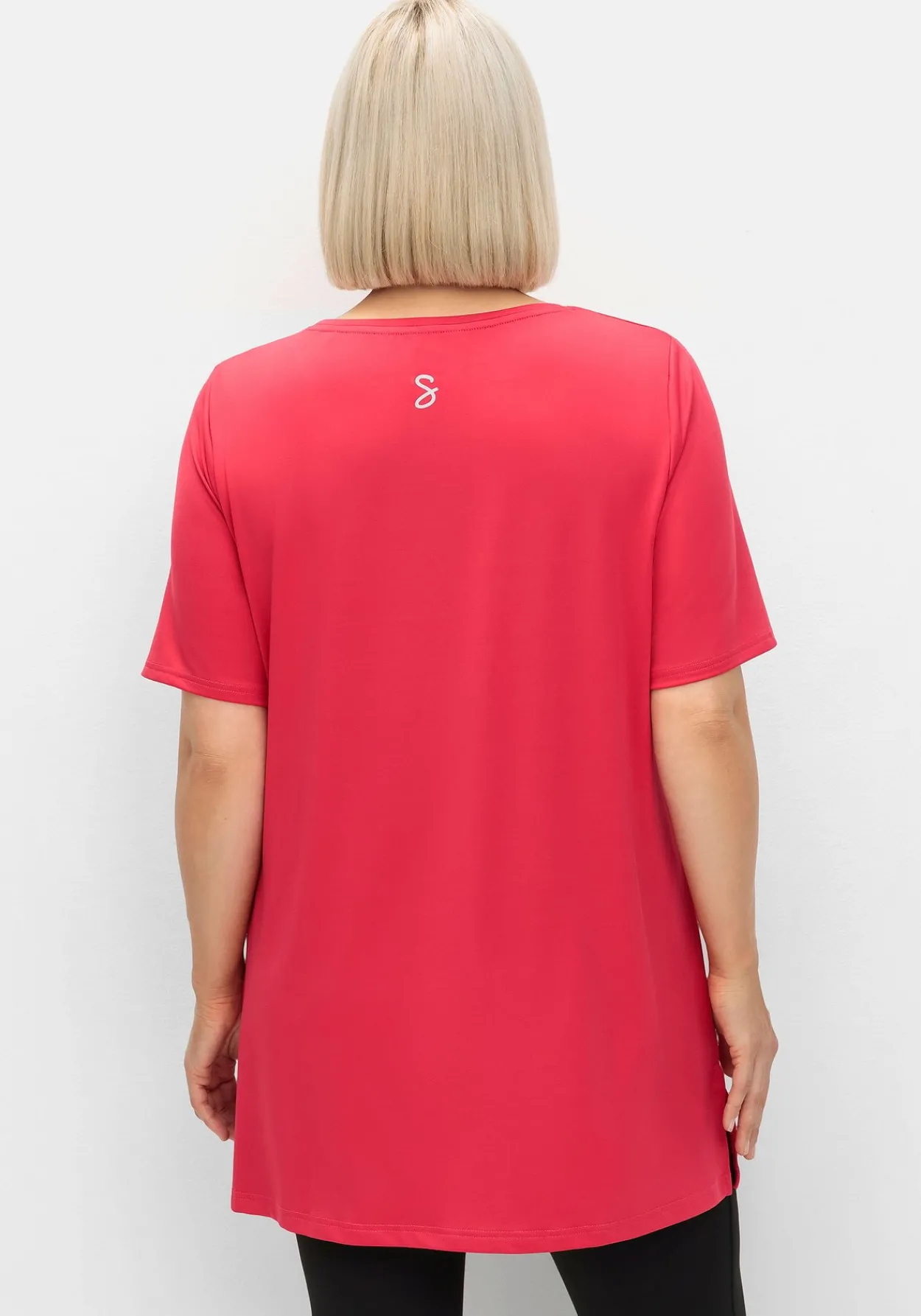 Langes Funktionsshirt mit seitlichen Schlitzen<sheego New