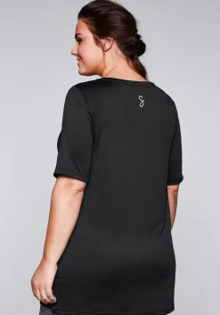 Langes Funktionsshirt mit seitlichen Schlitzen<sheego Online