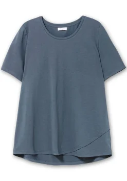 Langes Yogashirt in Lagenoptik, mit Lotusdruck hinten<sheego Discount
