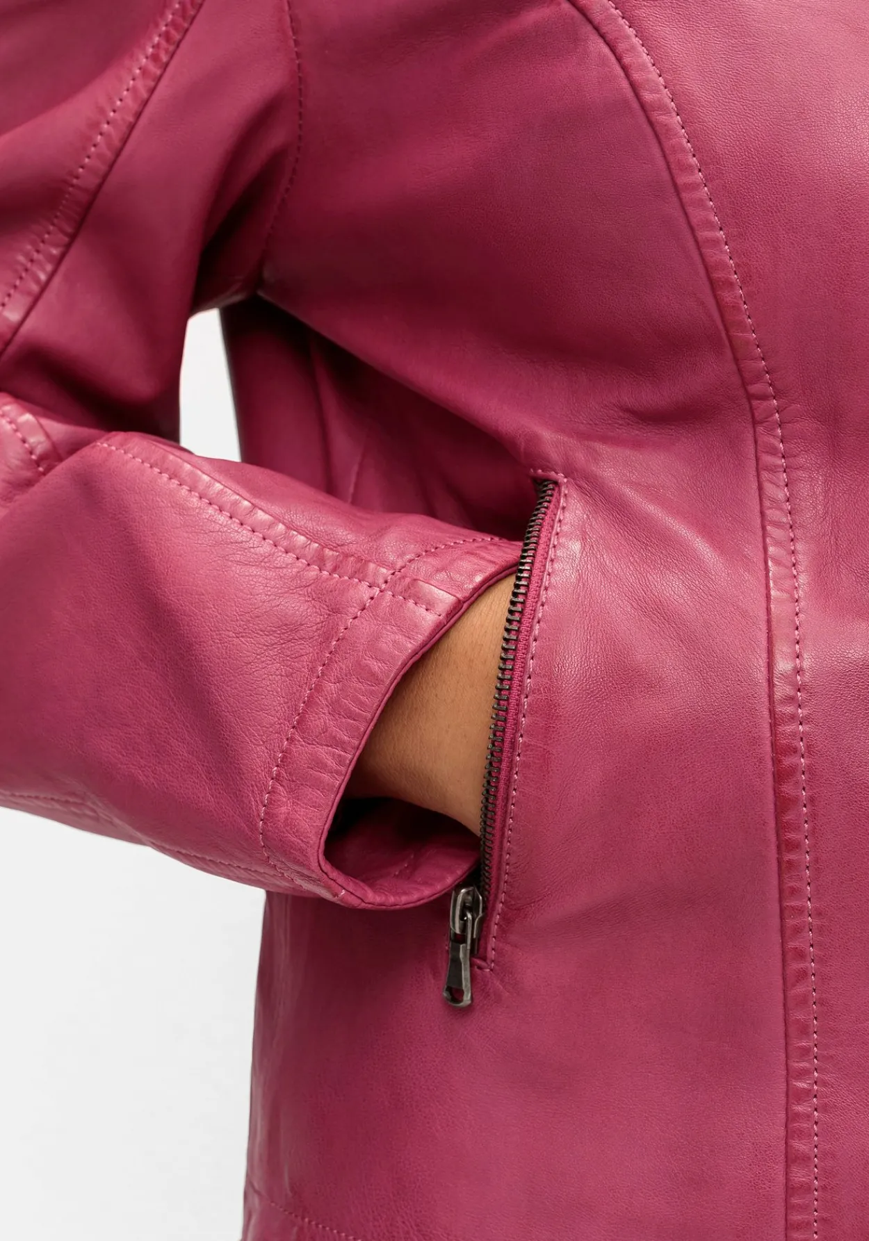Lederjacke aus Lammnappa, mit Stehkragen<sheego Outlet