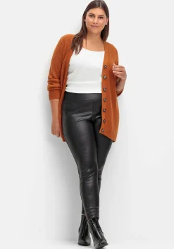 Leggings in glänzender Lederoptik<sheego Hot
