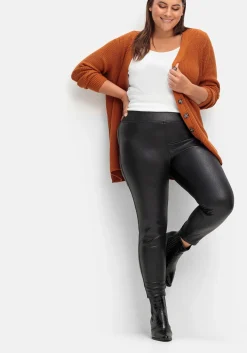 Leggings in glänzender Lederoptik<sheego Hot