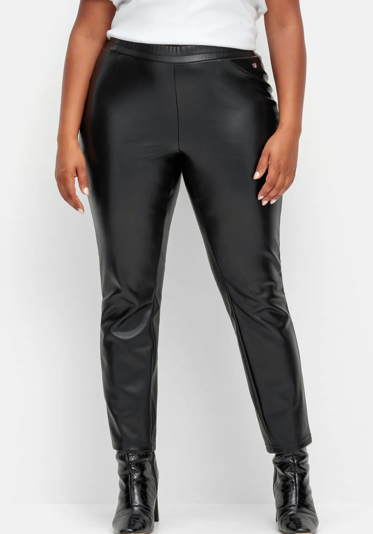 Leggings mit glänzender Beschichtung<sheego Online