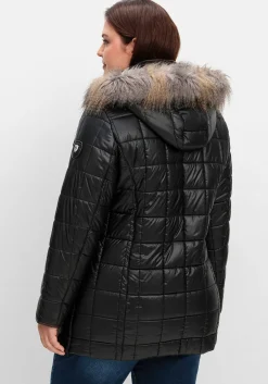 Leicht glänzende Steppjacke mit Kunstfell-Kapuze<sheego Sale