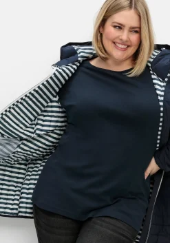 Leicht wattierte Longsteppjacke mit Kapuze<sheego Outlet