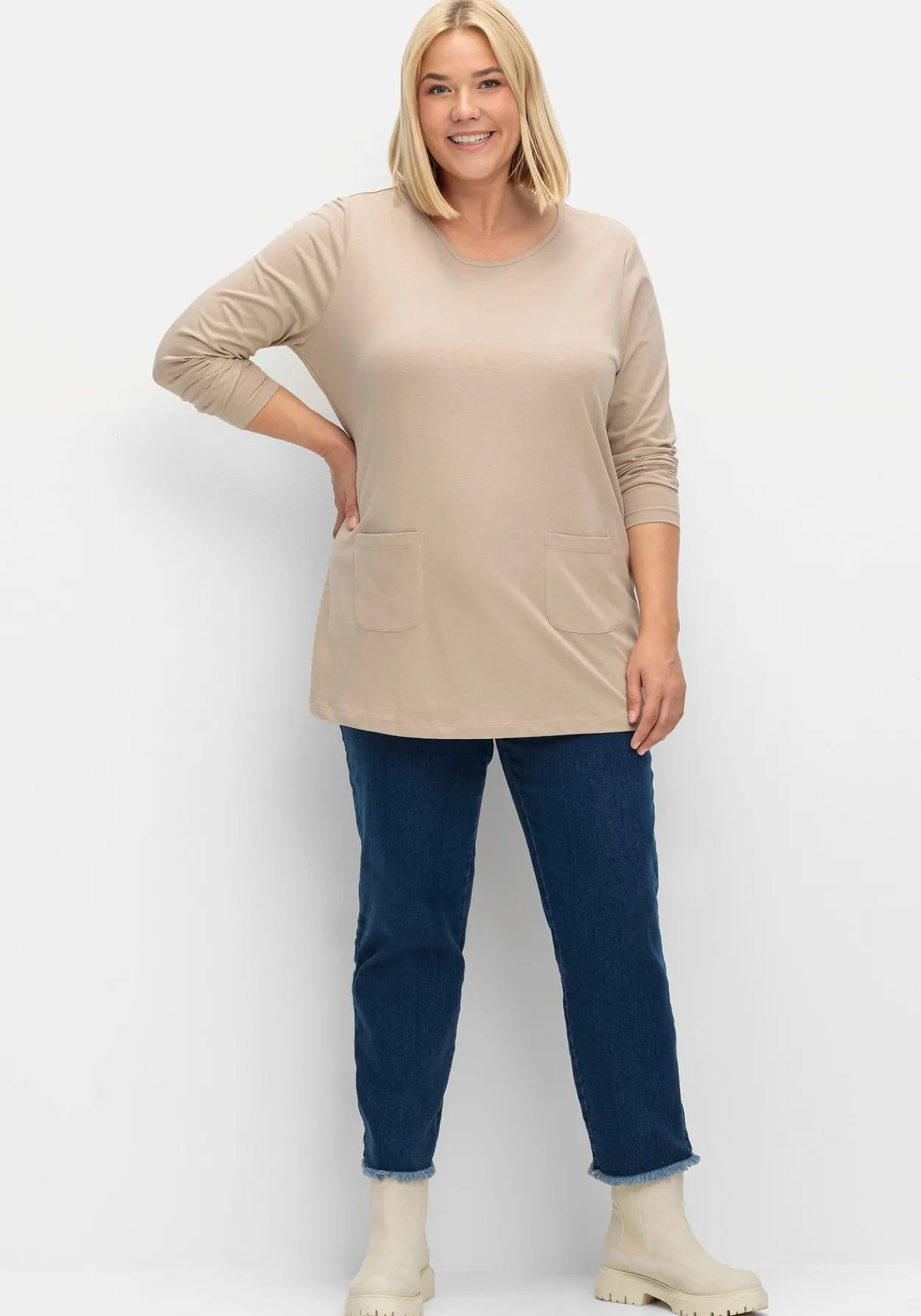 Longshirt mit aufgesetzten Taschen<sheego Hot