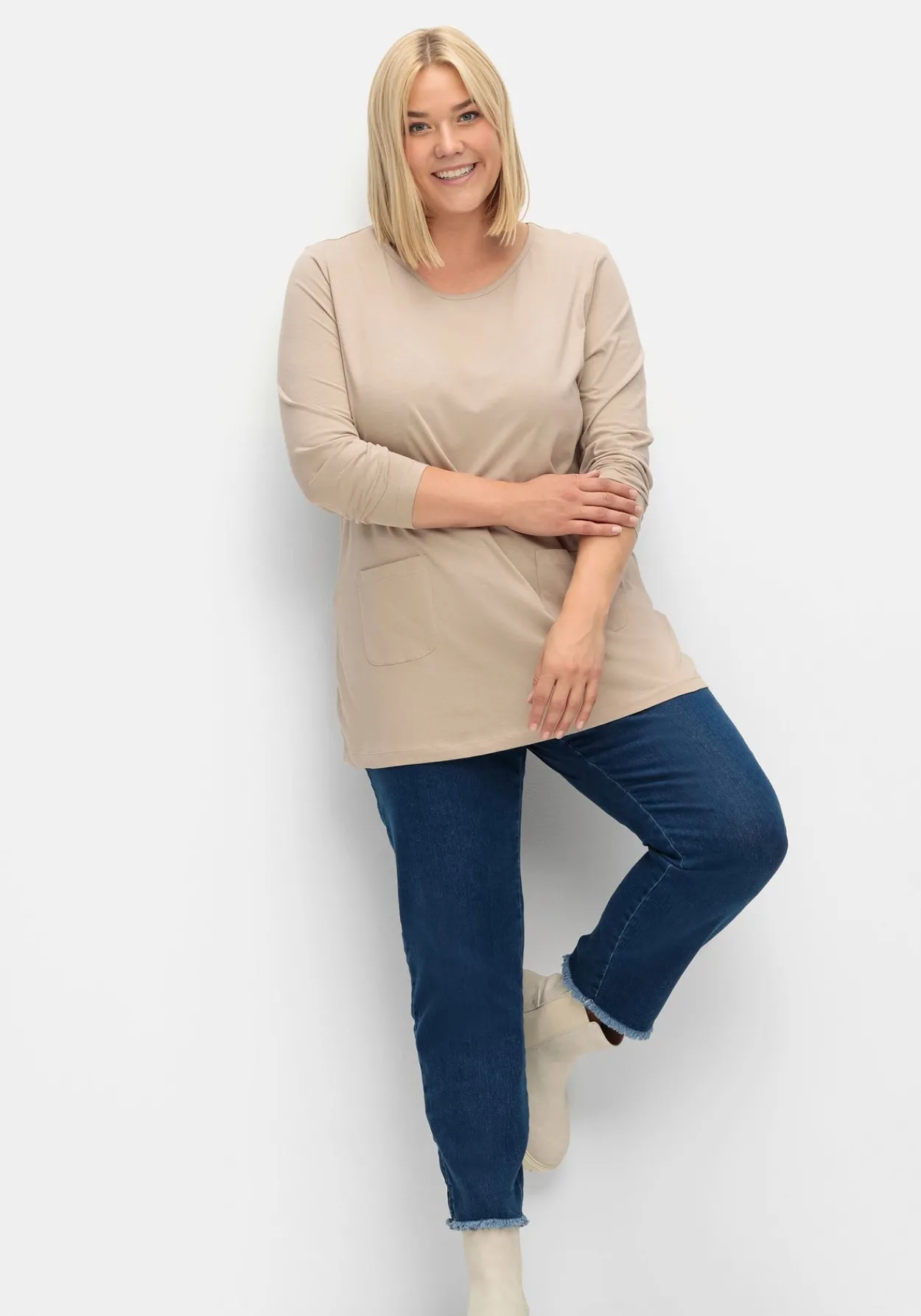 Longshirt mit aufgesetzten Taschen<sheego Hot