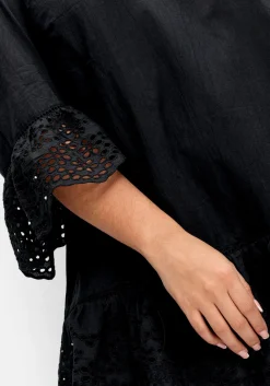 Longtunika mit Lochmusterdetails und Volantspitze<sheego Discount