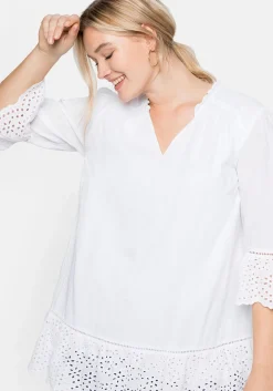 Longtunika mit Lochmusterdetails und Volantspitze<sheego Clearance