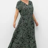 Maxikleid mit Alloverdruck und gesmokter Taille<sheego Clearance