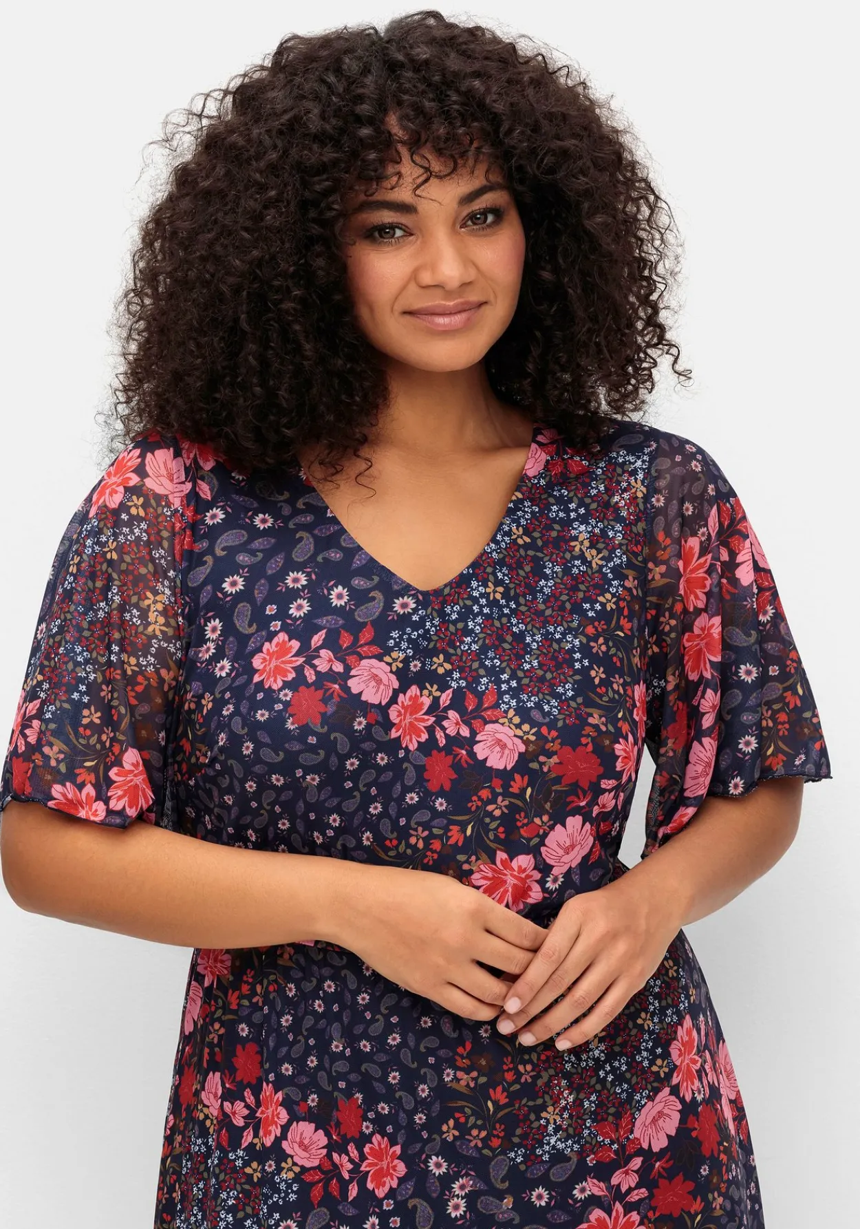 Meshkleid mit Blumendruck und Gummizugbund<sheego by Joe Browns Fashion