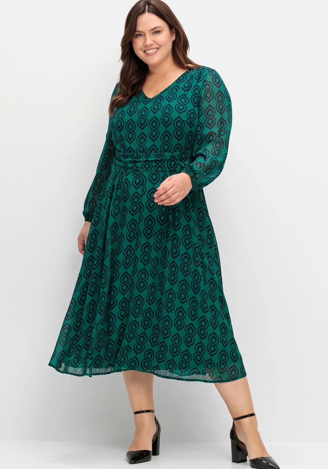 Midikleid mit Grafikdruck, aus Georgette<sheego by Joe Browns Online
