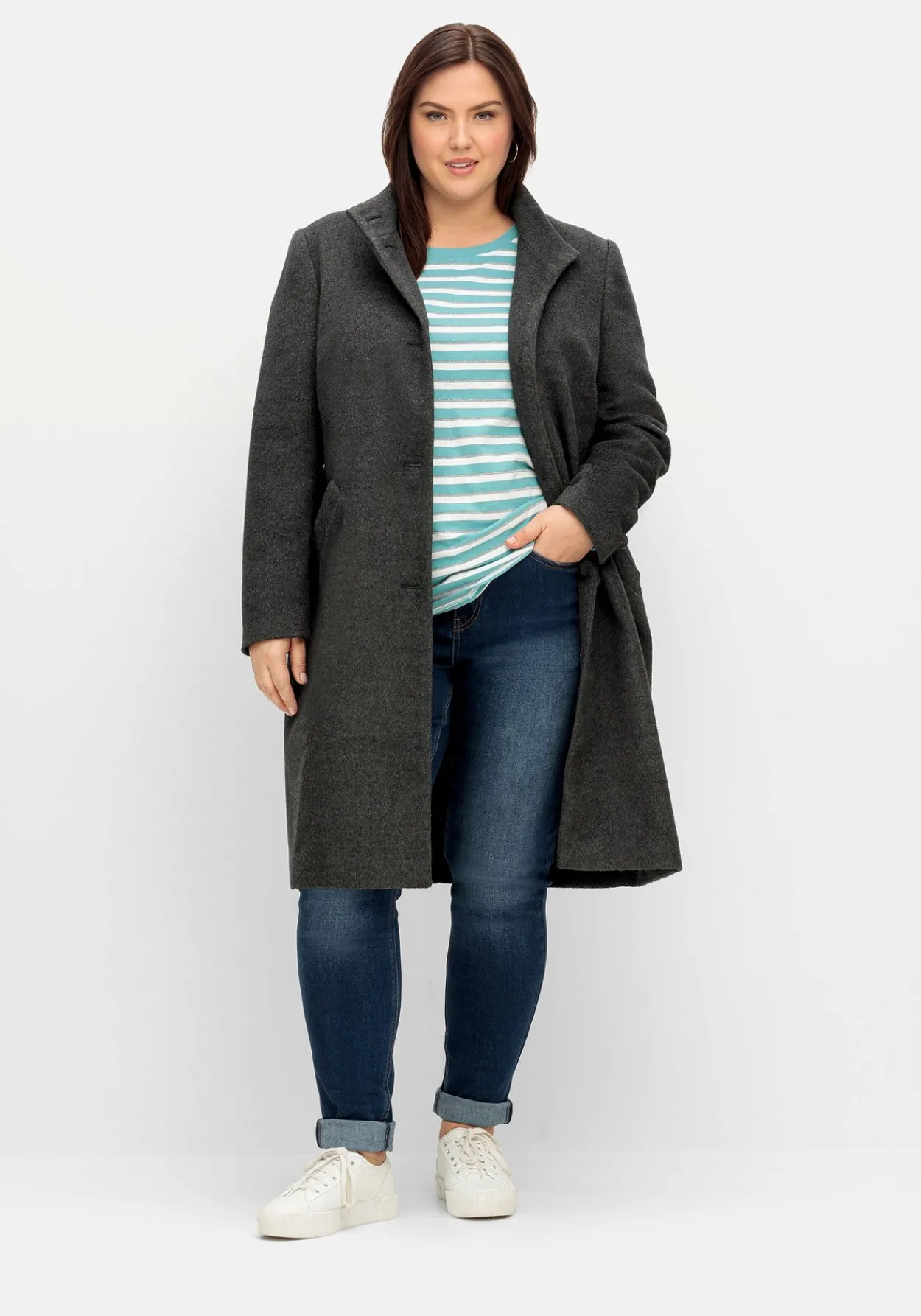 Oversized-Mantel mit Stehkragen, in flauschiger Qualität<sheego Clearance
