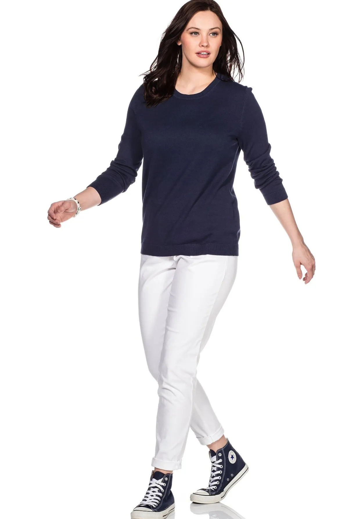 Pullover aus Feinstrick mit Rundhalsausschnitt<sheego New