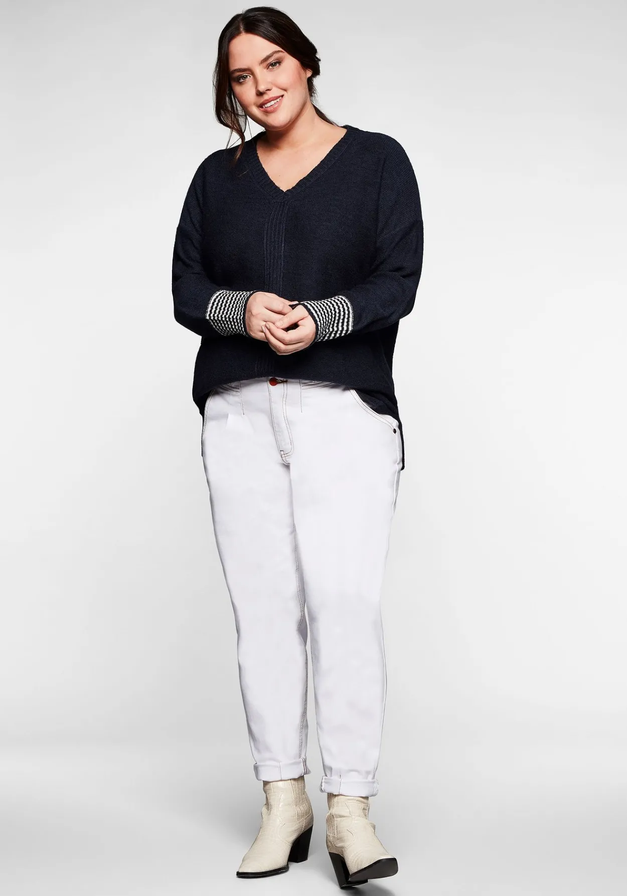 Pullover mit geringeltem Ärmelbündchen<sheego Online