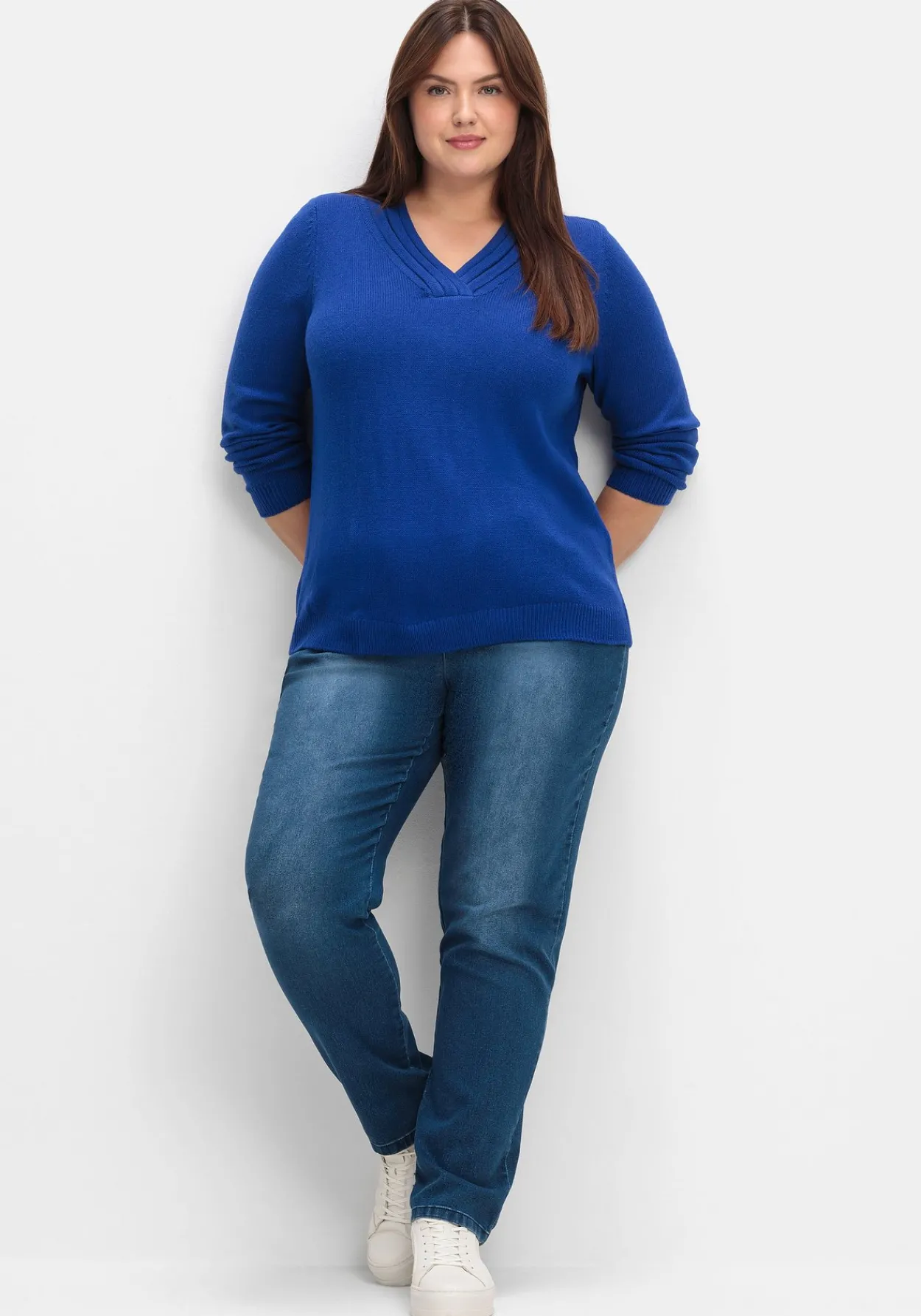 Pullover mit raffiniertem V-Ausschnitt<sheego Clearance