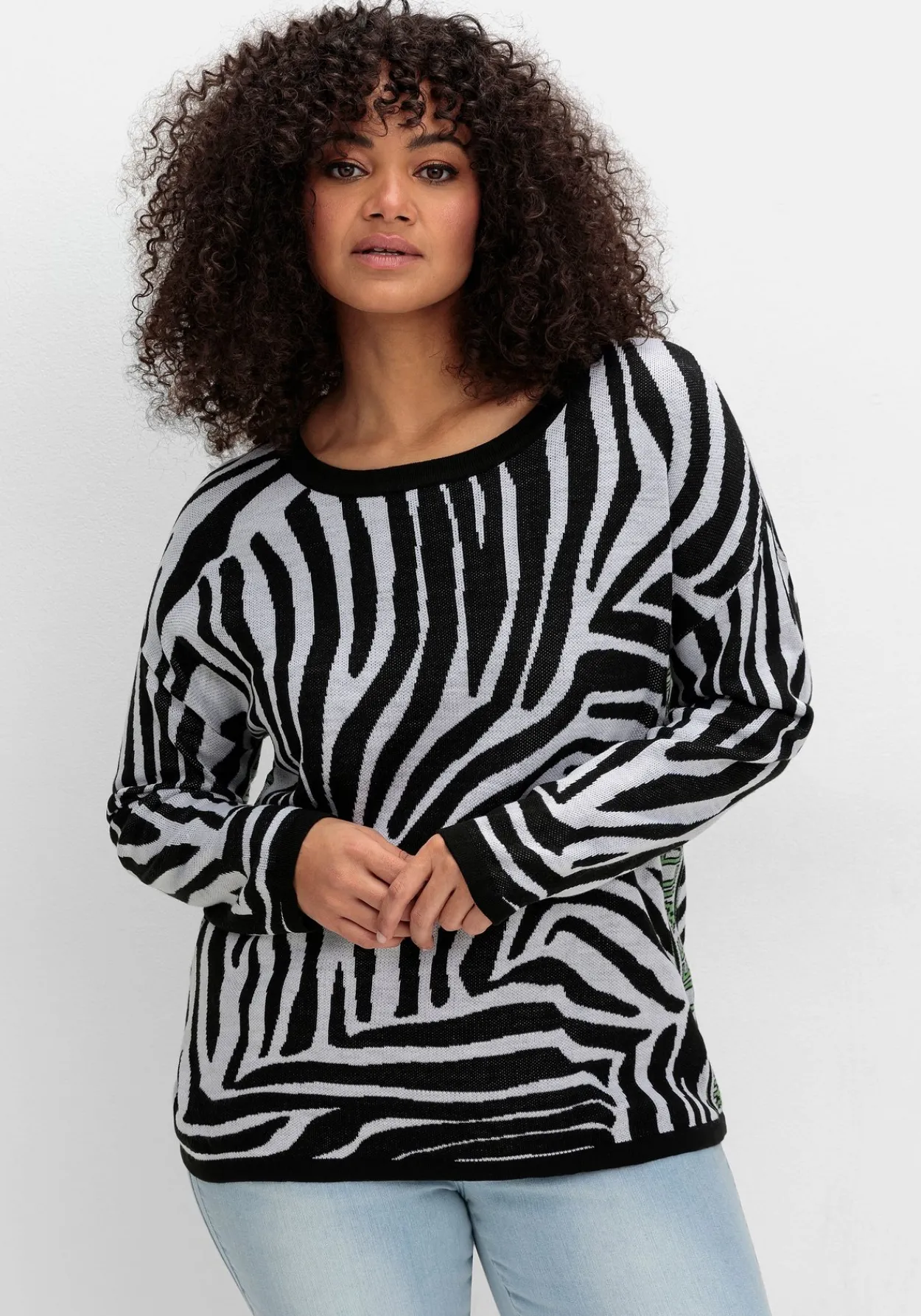 Pullover mit Zebramuster und Kontrastdetails<sheego Outlet