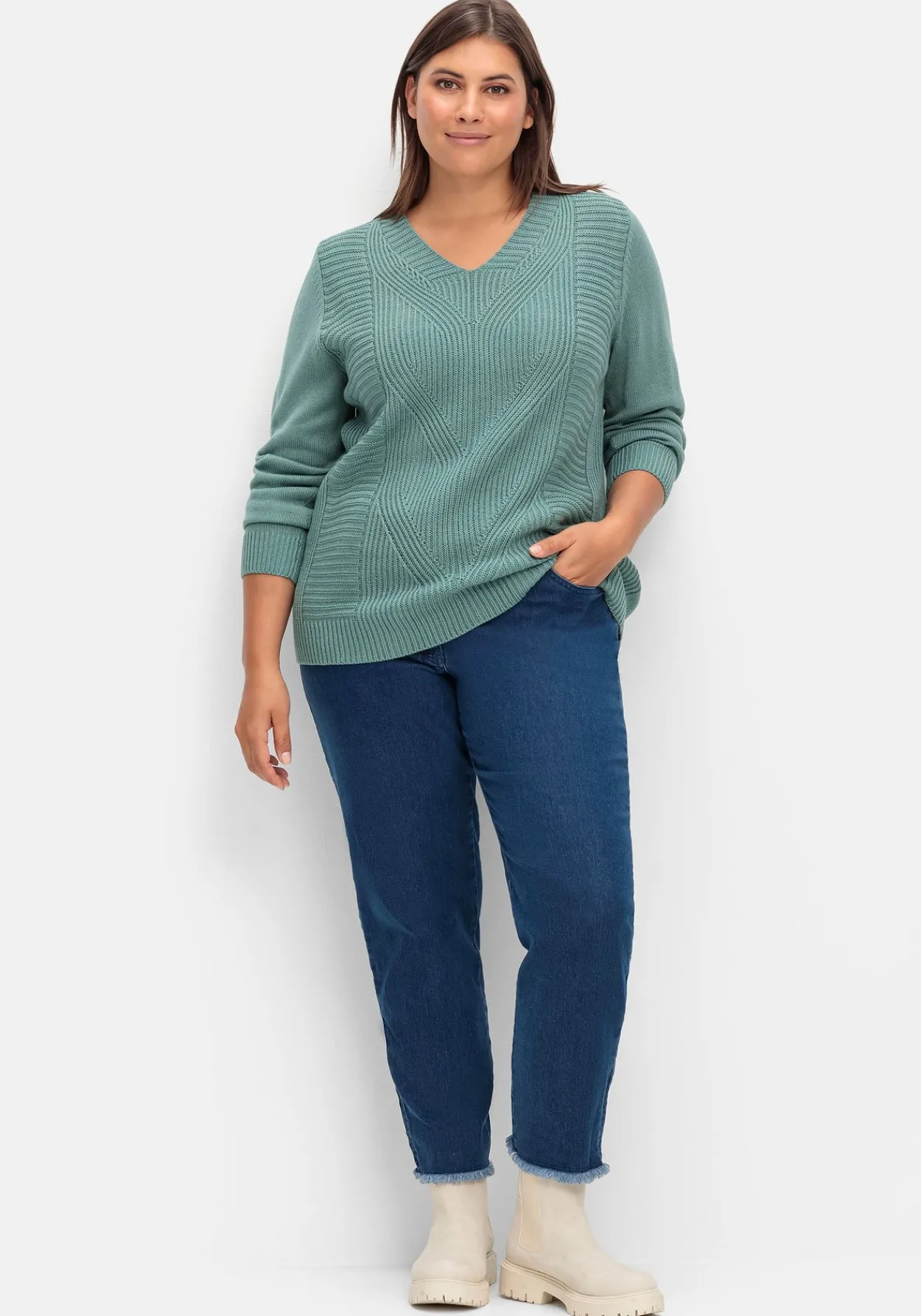 Pullover mit Zopfstrickmuster im Vorderteil<sheego Online