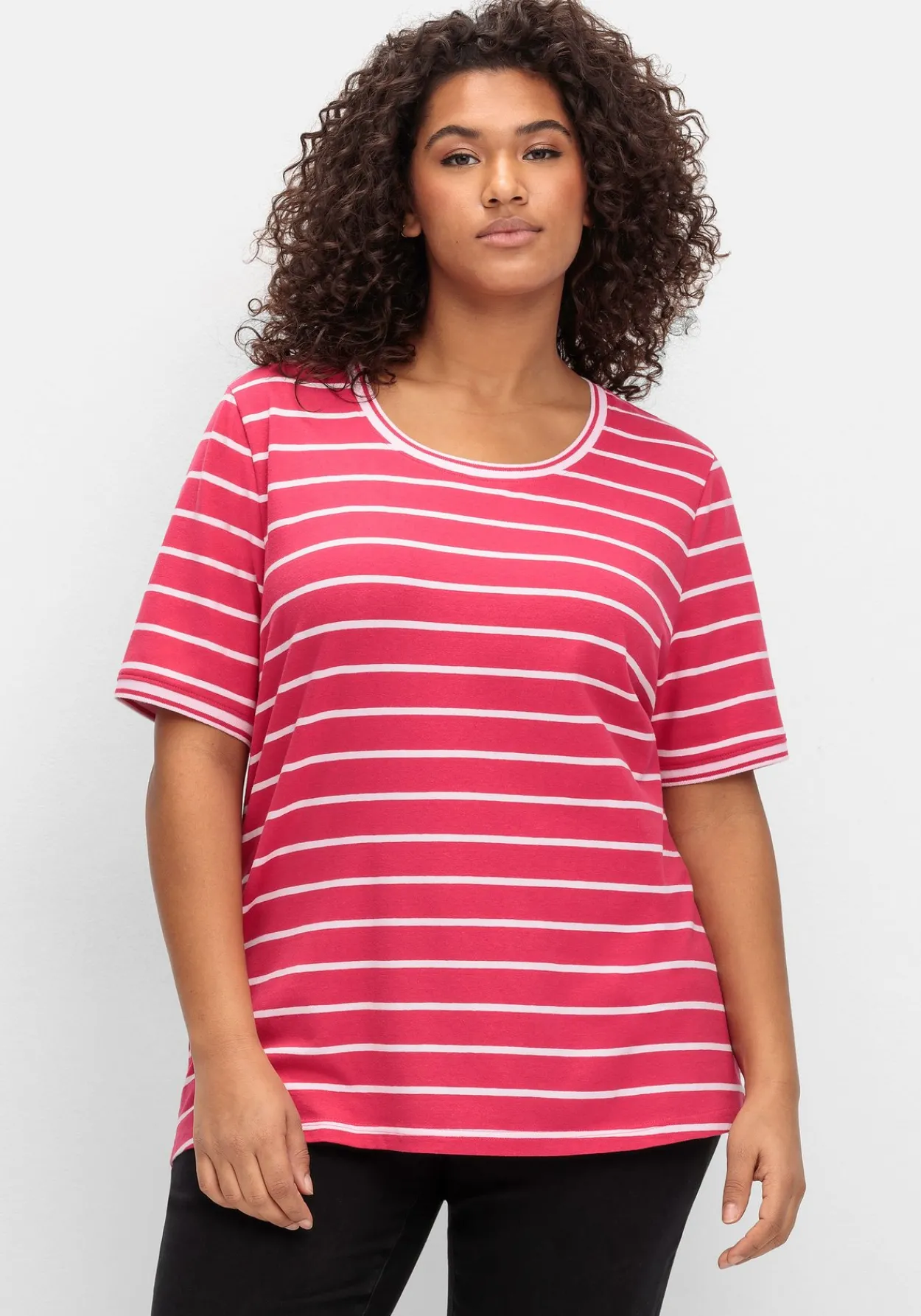Ringelshirt mit verlängertem Halbarm<sheego Hot