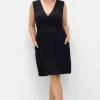 Ärmelloses Kleid in Wickeloptik mit gesmokten Details<sheego Discount